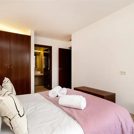 Salgados With Pool Apartment *